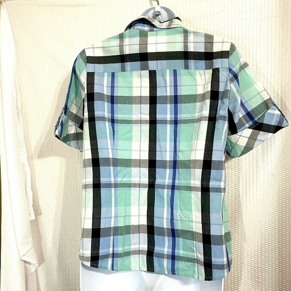 Petite Plaid Button Down Short Sleeve Shirt - Picture 3 of 4